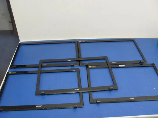 №321-19 рамка матриці 13N0-7NA0Y01 13N0-7NA0Y02 для ACER V3-772G оригінал Ціна