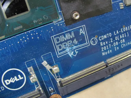 638-20  материнська плата SR340  i5-7300U CDM70 LA-E081P  для  Dell Latitude E5480 оригінал в Україні