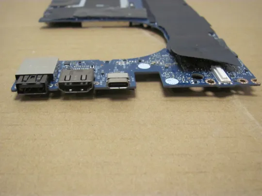 номер0944-9 материнська плата Mainboard Материнка Основна плата Системна плата Плата системи Laptop motherboard мамка ноутбучна плата AAM00 LA-C361P  SR2FU i7-6820HQ для  Dell Precision 5510, XPS 15 9550  оригінал На торгах