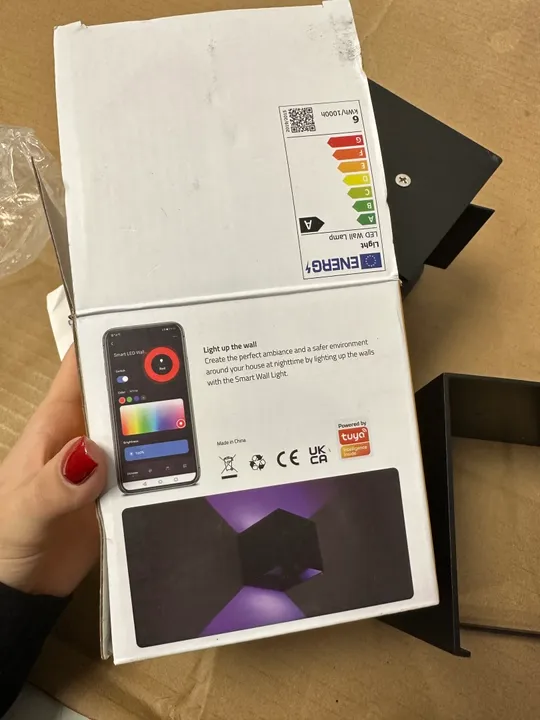 Світлодіодний настінний світильник у формі куба snader smart wall light (9) На торгах