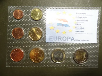 фото, Комплект євромонет Нідерландів UNC (Королева Беатрікс) повний комплект
