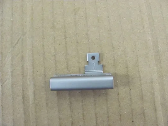 номер0002-5 петля заглушки для Dell Latitude E6330 оригінал Ціна