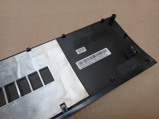 номер1080-3 сервісна кришка корпус панель доступу кришка доступу service cover 13GNDO1AP030-1 EBXJ4013010 для Asus F75A X75A X75VC  X75VD X75VB X75A1 F75 A75  оригінал Продаж
