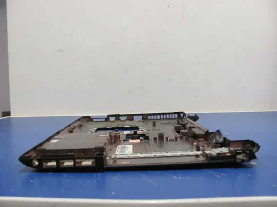 №239-1 Кришка дно піддон корпуса GM903102941A для TOSHIBA TECRA R850 оригінал З аукціону