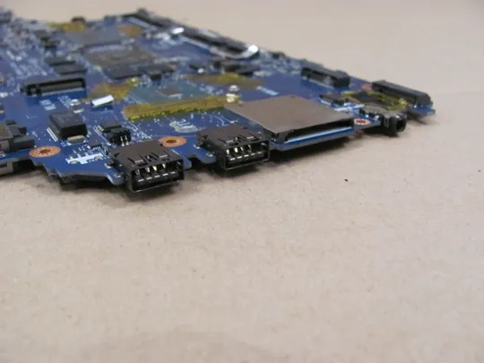 645-14 материнська плата  ADP80 LA-C841P 0N98Y6 SR2FU  I7-6820HQ для DELL  LATITUDE E5570  оригінал в Україні