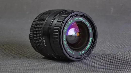 зумобъектив Sigma (Quantaray) NF AF 28-80mm f/3.5-5.6 MC Ф55мм байонет Nikon F Ціна