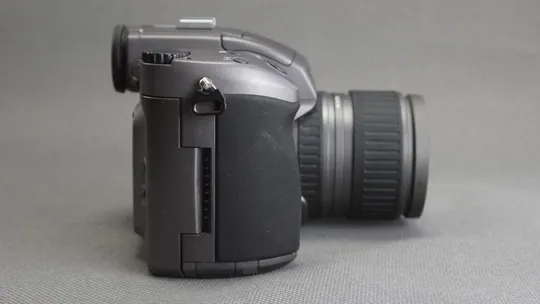 цифровой фотоаппарат Sony DSC-D770 1.5Mpix Sony zoom lens 5.2-26mm/2-2.4 Ф62mm Інтернет-аукціон