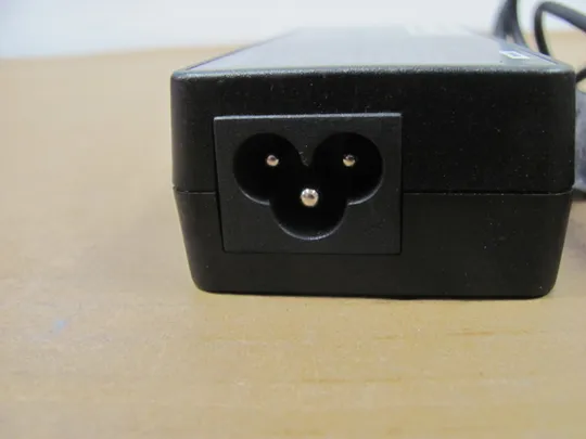 Блок живлення Lenovo 45n0309 45n0310  20V, 4.5A 90W, 11,2 x 4,5mm Можливий ОПТ від 10шт ціна договірна! Продаж