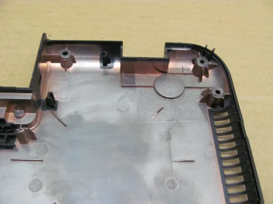 номер0339-2 Кришка дно піддон корпуса 3ABD5BA0I00 для Toshiba Satellite C75D-A C75 C70 нижня кришка Bottom корито нижня частина корпусу оригінал На торгах