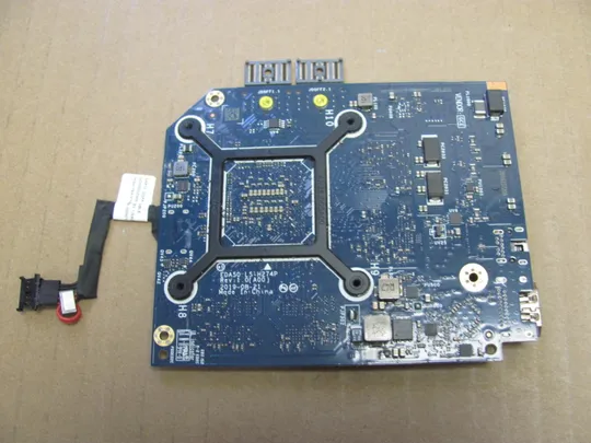 Купити номер0986-14 відеокарта EDA50 LS-H274P AMD Radeon Pro WX3200  4GB GDDR5 для Dell Precision 7540 M7540  оригінал