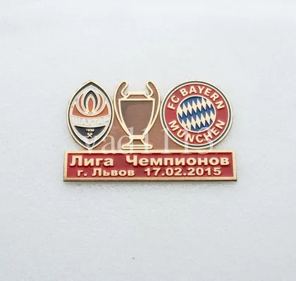 фото, Футбол значок - ФК Шахтер Донецк  - Бавария Мюнхен Германия  ЛЧ 2014-15