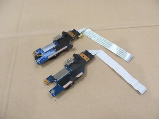 642-12 плата AUIO USB CARD READER 69N15LD20D01-01  для MEDION AKOYA  S6445 оригінал Ціна