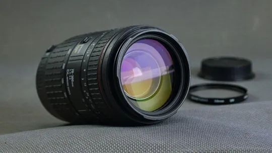 Об&#039;єктив Canon EF, EF-S телеобъектив Sigma 70-300mm 1:4-5.6 DL Macro Super MC Ф58mm Japan Вживане Ціна