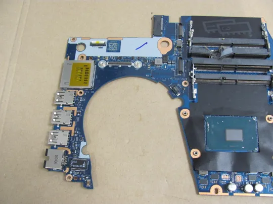 612-1  материнська плата APW70 LA-C391P 484306-001 SR2FM E3-1535M для HP EliteBook ZBOOK 17 G3  оригінал З аукціону