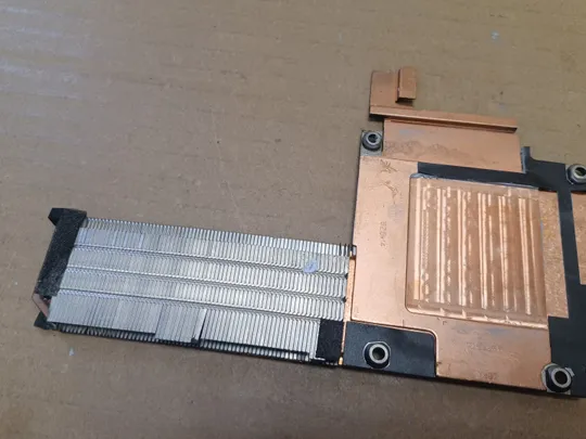 номер1056-10 термотрубка охолодження 460.0JD02.0001 0YC6P3 для Dell  XPS 17 XPS17  9700 P5750 оригінал Де купити