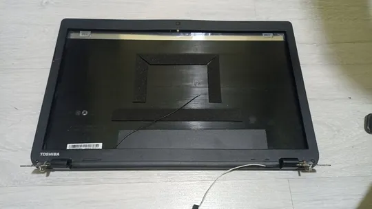Кришка+рамка+петлі Toshiba C75 L75 в зборі Ціна