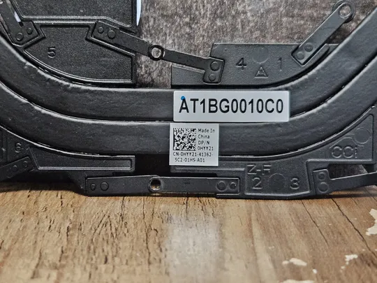 Купити Радіатор Система охолодження Dell Precision 5510 5520 XPS 9550 9560 0HYY21 08R2V8