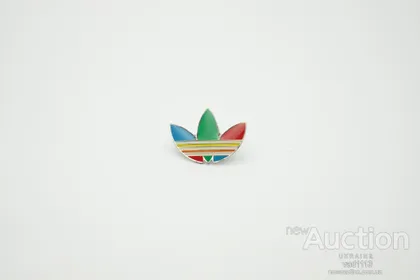 фото, Значок компании  Adidas