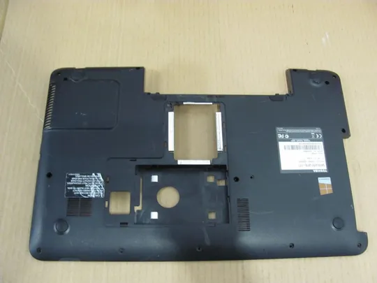 номер0017-5 Кришка дно піддон корпуса 13N0-ZXA0W01 H000042280 для Toshiba Satellite L870, L875 оригінал Ціна