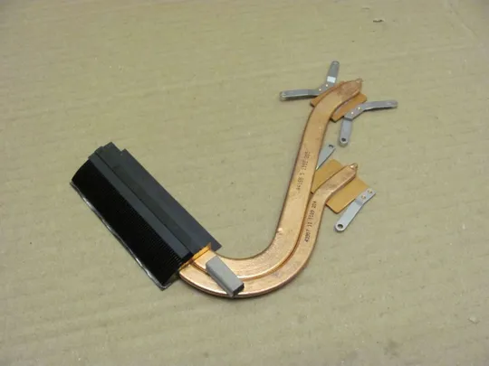 номер0552-12 термотрубка охолодження 13N0-XXA2K01 для MEDION P6634 E7222 оригінал Ціна