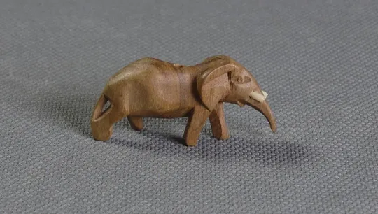 Слон деревянный фигурка статуэтка БУ мини слон дерев`яний Продаж
