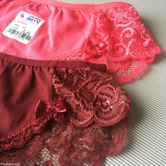 Трусики бразиліани (комплект 2 шт) з бавовни і мережива Miss blue moon рожевий/бордо розмір S Продаж