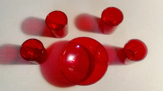 Набір піалка креманка салатниця цукерниця та стопки 4шт червоне фарбоване скло Німеччина Вживане Продаж