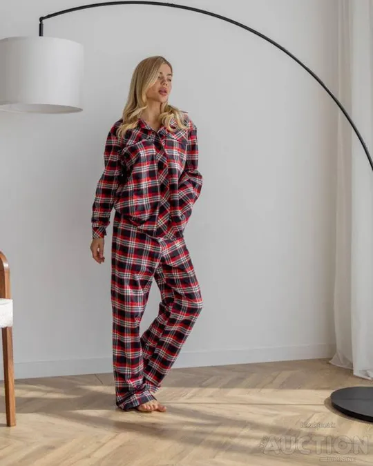 Жіночий піжамний костюм трійка Vanessa колір синьо-червоний Ціна