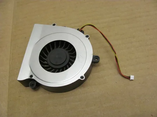 Купити 555-8 Вентилятор (кулер, FAN) для Clevo W87CU оригінал