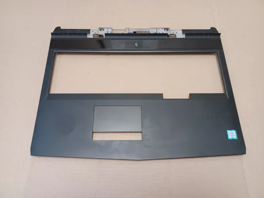 номер1058-23 корпус кришка AP1QB000410 0K3Y92 для Dell Alienware 17 R4 R5  Палмрест корпус топкейс Верхня панель палмрест cover-C тачпад сенсорна панель touchpad оригінал Ціна
