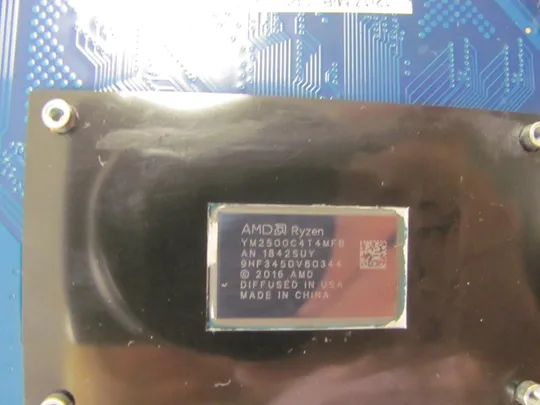877-18 материнська плата 6050A2983001  L22717-601 AMD Ryzen5 2500U  для HP  17-CA  оригінал З аукціону