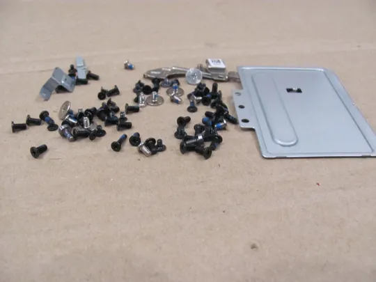 382-4 комплектуюче гвинти  для Dell Precision 7510 7520 P53F  оригінал Де купити