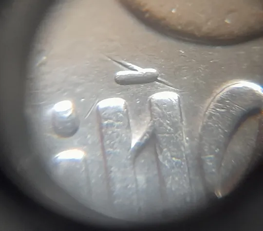 (5526) 50 копійок 1992 1БАм царапина штемпеля через риску над "Й" на реверсі (50 копеек 1992 1БАм брак) Ціна