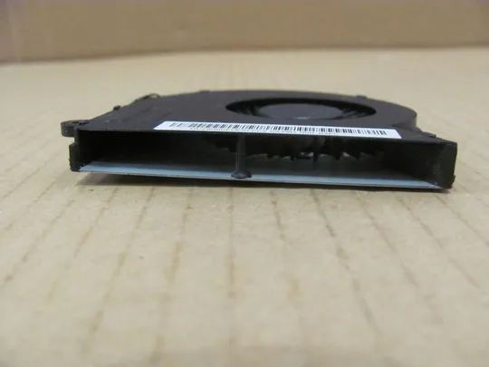 номер0013-19 Вентилятор (кулер, FAN) DC28000EMF0 для LENOVO E50-80 Оригінал З аукціону