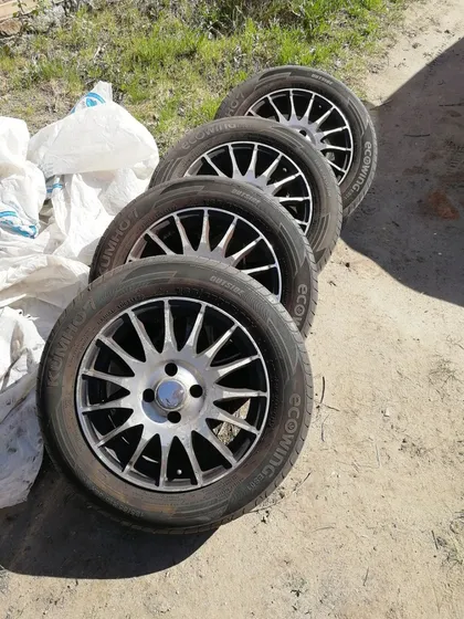 фото, Диски легкосплавні R15 та шини KUMHO (в зборі)