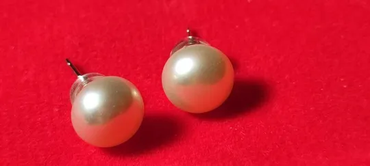 Серьги-пуссеты из жемчуга -классика, стиль! pnf15 Ціна