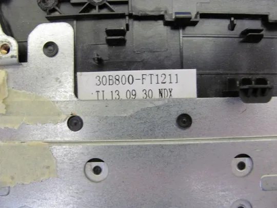 №127-4 Кришка панель палмрест та тачпад з клавіатурою 30B800-FT1211 для MEDION AKOYA S6212T оригінал Де купити