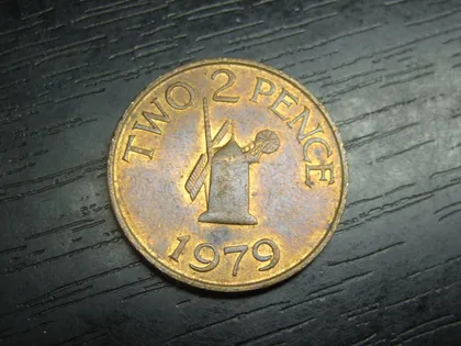 фото, 2 пенса 1979 Гернсі