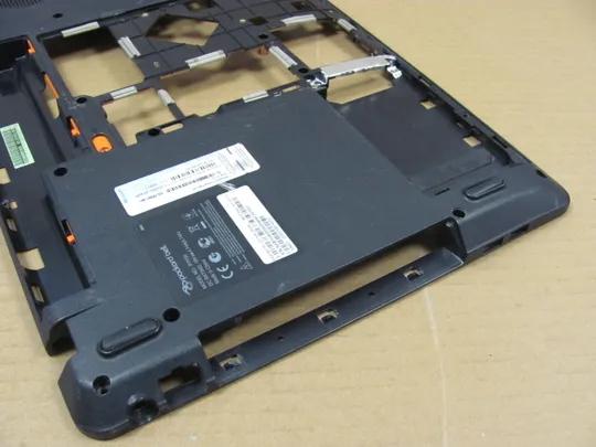833-6 Кришка дно піддон корпуса AP0HQ000600 для PACKARD BELL P7YS0 Aspire 7560, 7750 оригінал Інструкція