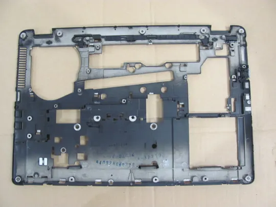 Купити номер0291-3  Кришка дно піддон корпуса Нижний корпус (дно) для ноутбука Низ дно поддон Нижняя часть 6070B0675904 779688-001 для HP EliteBook  750 G2 850 G2 755 G2  оригінал