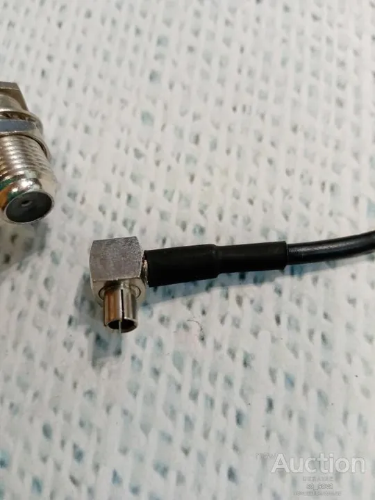 Купити Антенный адаптер (pigtail) TS-9 серия 359921 тип F (Pantech UML290, UMW190, UM185)