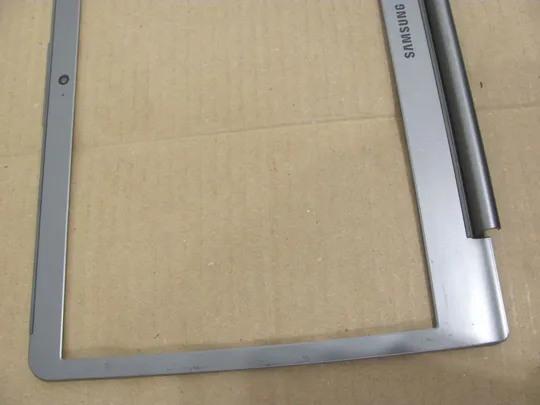 549-24 рамка матриці BA75-03718B для SAMSUNG NP530 530U NP530U4C оригінал Де купити