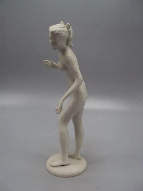 Фигура фарфор статуэтка Валлендорф Германия Wallendorf обнаженная девушка ню высота 21,8 см №14447 Характеристики