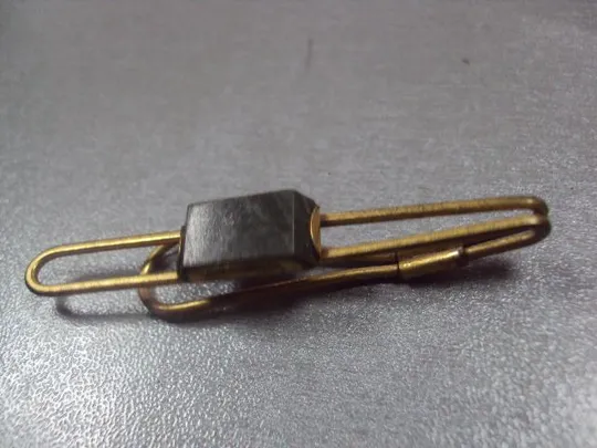 Зажим для галстука минерал ссср позолота №10106 Інтернет-аукціон