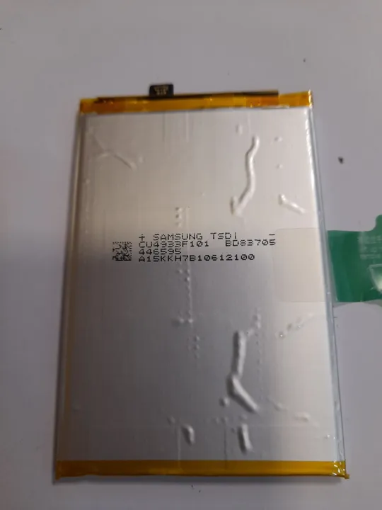 Купити Vivo Y11s V2028 3  32GB аккумулятор