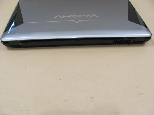 1192 Medion Akoya E7212 17.3&quot; HD+ Dual-Core T4500 2.3Ghz / 4Gb / 120ssd / 320hdd / WebCam + блок живлення Недорого