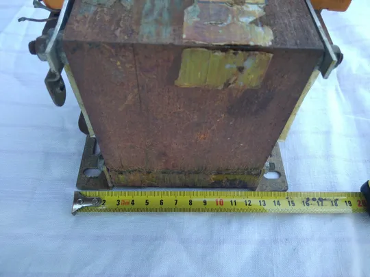 Купити Трансформатор силовой с ГДР. Мощность 500-800Ватт. Выходные напряжения в описании.