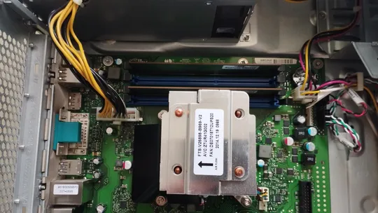 Системний блок FUJITSU G2120/4 GB DDR3/GEFORCE 605 1GB/БЕЗ HDD. Інтернет-аукціон