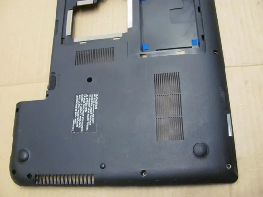 номер0339-2 Кришка дно піддон корпуса 3ABD5BA0I00 для Toshiba Satellite C75D-A C75 C70 нижня кришка Bottom корито нижня частина корпусу оригінал Де купити