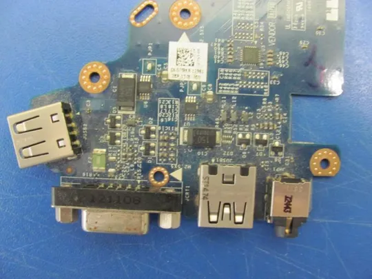 номер0099-8 Плата VGA  USB  AUDIO LS-7761P для Dell Latitude E6530 оригінал Недорого